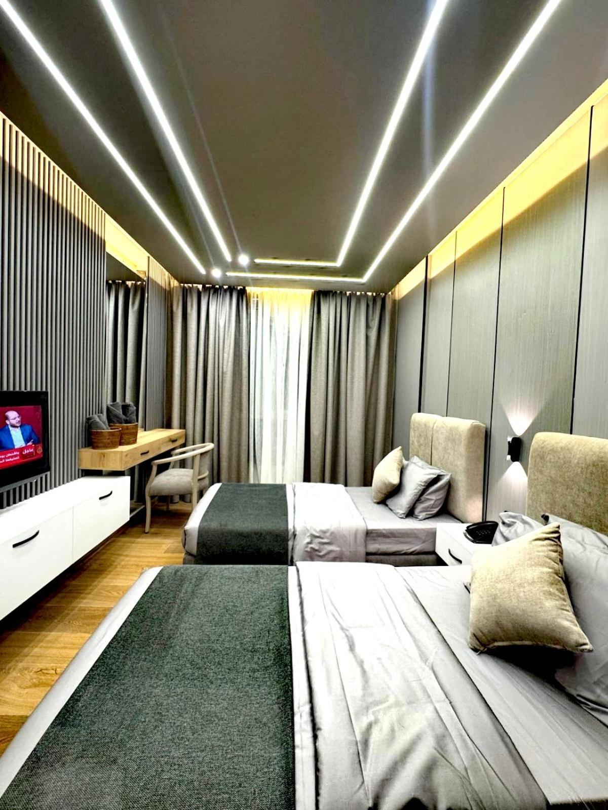 Queens Suite Hotel Beirut Exterior photo