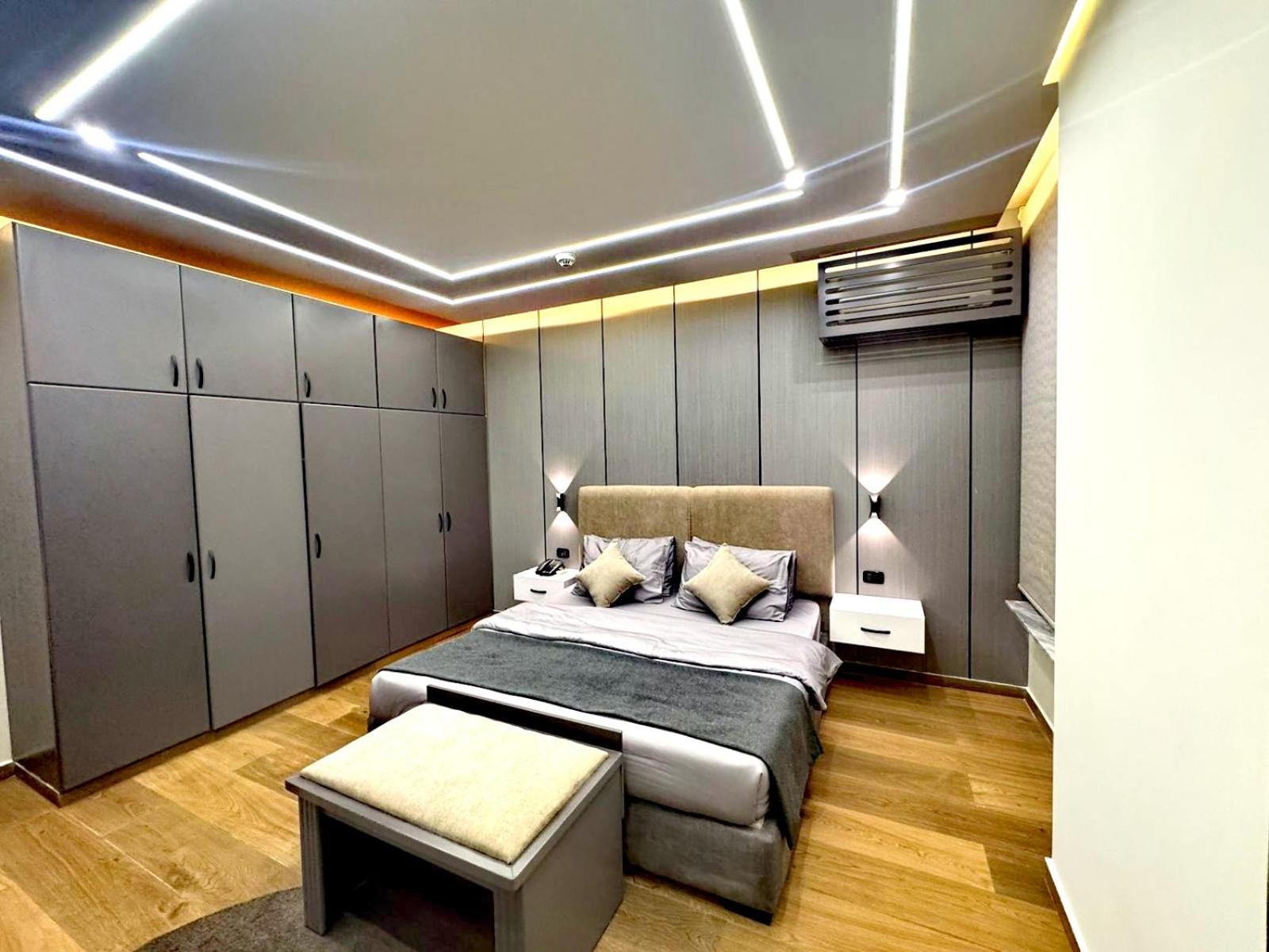 Queens Suite Hotel Beirut Exterior photo